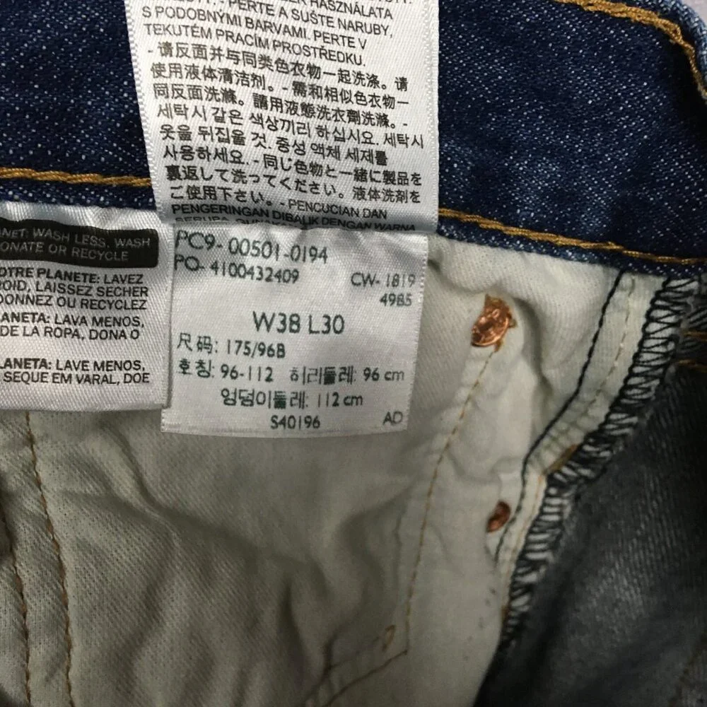 Levis Mens 501 Original Fit Blue Jeans size 38x30 Button Fly Cotton Denim Copper